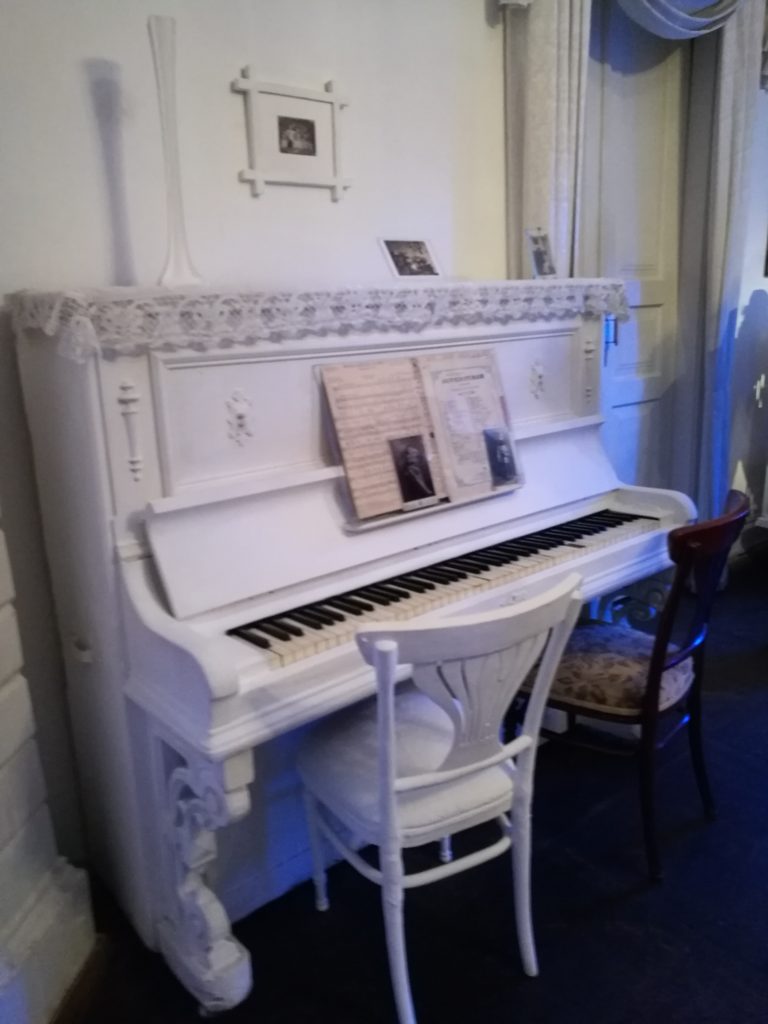 Bułhakow-KIjów-Ukraina-pisarze-książki