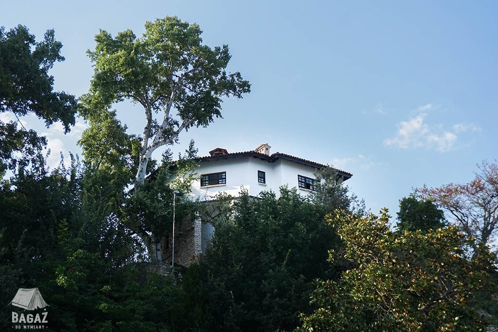 dom w ogrodzie Marii Koburg w Bałcziku