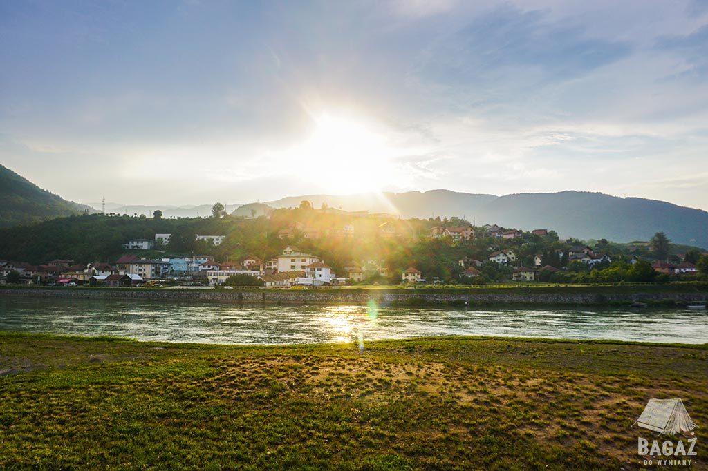zachód słońca w visegradzie