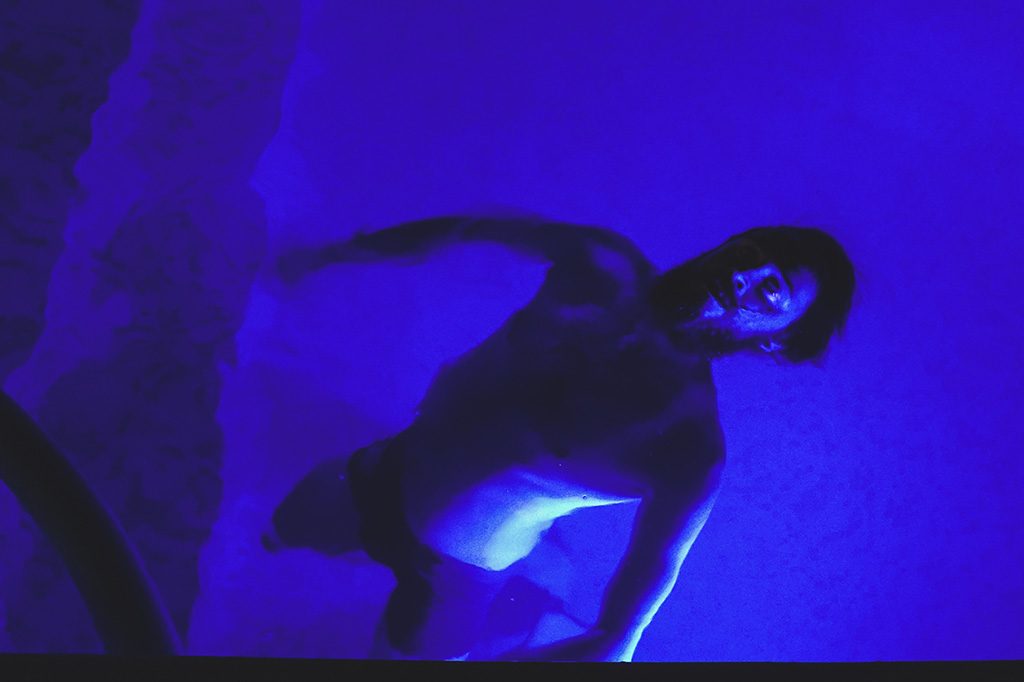 kąpiel w basenie podczas pobytu w balczik