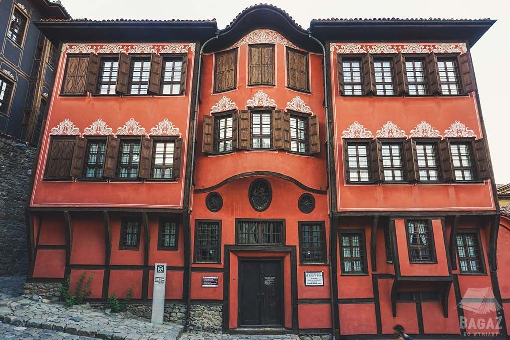 historyczny budynek w starej części miasta Plovdiv